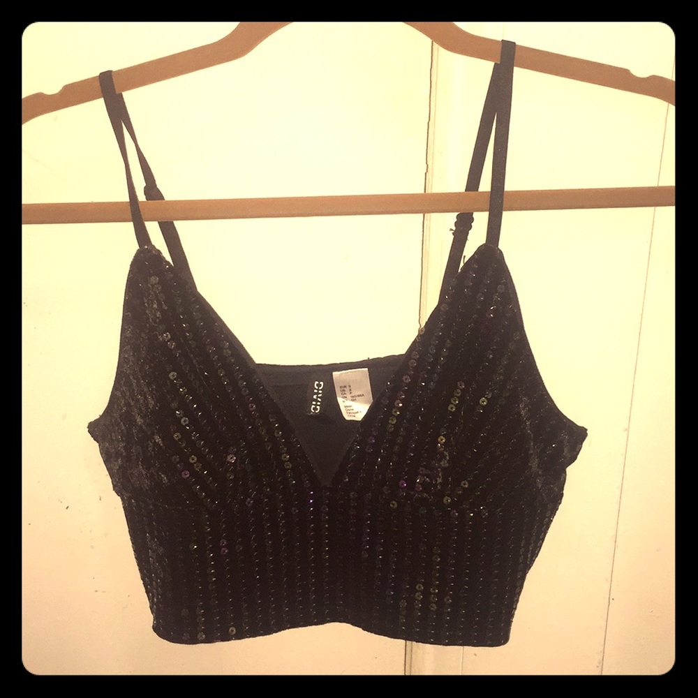 Never worn h&m crop top